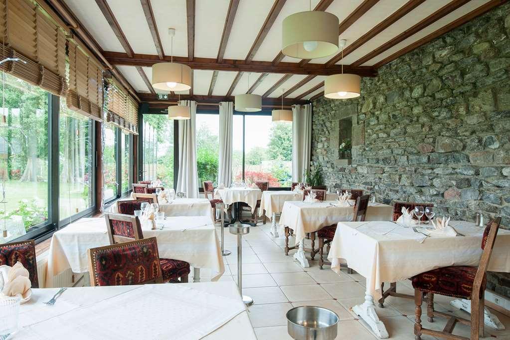 Manoir De La Roche Torin, The Originals Relais Hotel Courtils Restoran foto